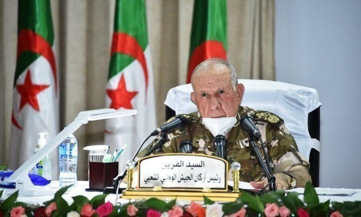 قائد الجيش الجزائري يزور باريس في مهمة سرية
